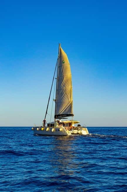 Athens: Private Catamaran Experience with Meal & Open Bar - Introduction: What’s the Deal with the Athens Private Catamaran Experience?