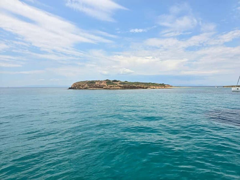 Athens: Private Catamaran Experience with Meal & Open Bar - Practical Details & Tips