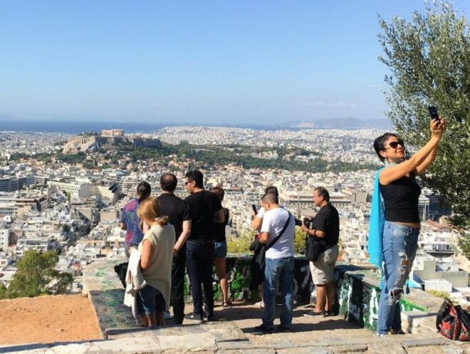 Athens: Private Sightseeing Guided Tour With Transportation - Transportation and Private Sightseeing Experience