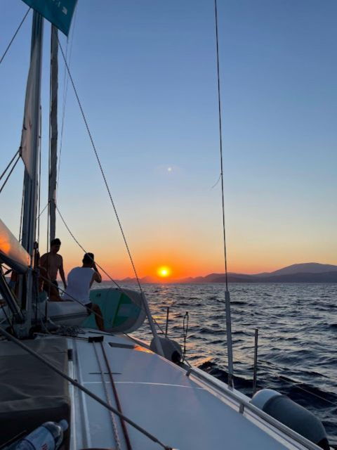 Athens: Private Sunset Sailing and Gastronomy Cruise - Important Information
