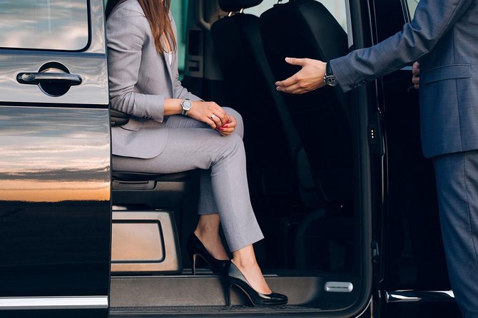 Athens Private Transfer: Central Athens to Piraeus Cruise Port - Customer Feedback and Host Response