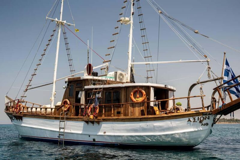 Athens: Saronic Gulf Cruise with Breakfast and Drinks - Good To Know