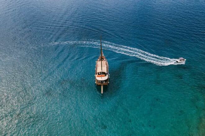 Athens: Saronic Sunset Evening Cruise - Included Amenities