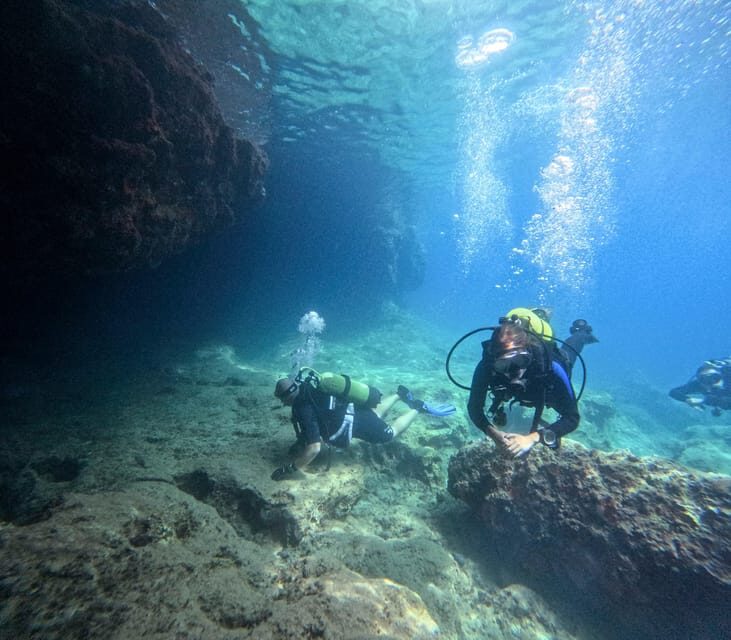 Athens: Single or Double Scuba diving for certified divers - The Sum Up