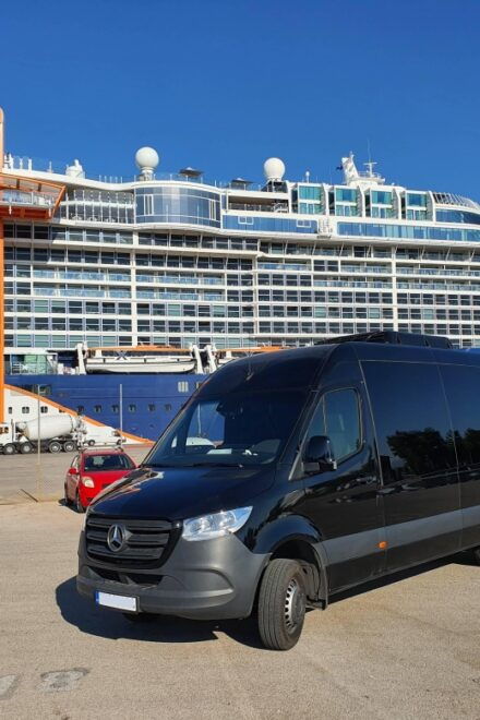 Athens to Costa Navarino Easy Van Transfer - Booking Information