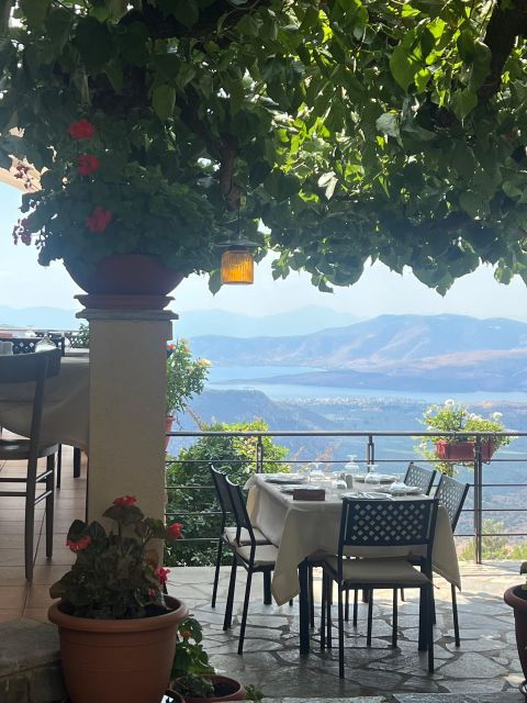 Athens to Delphi and Arachova Full Day Tour - Description