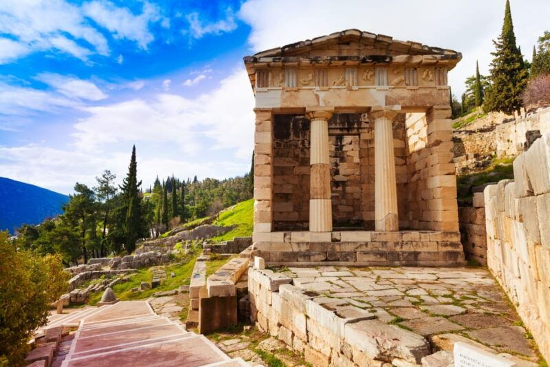 Athens to Delphi & Arachova private day tour - Exploring the Ancient Site of Delphi
