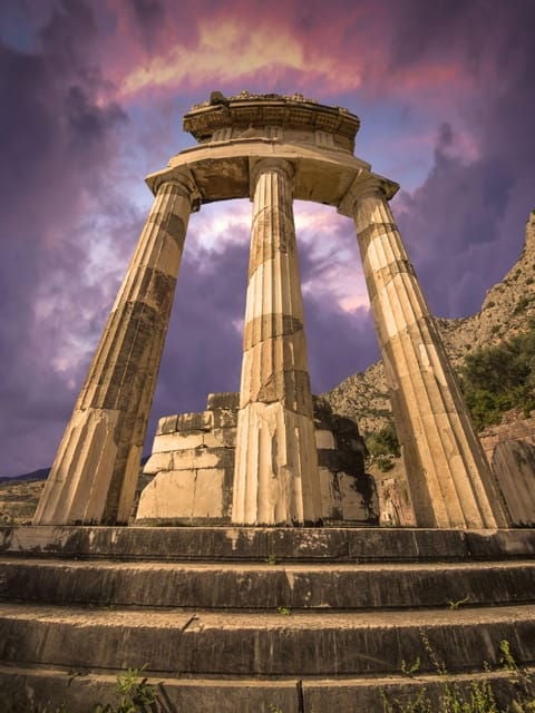 Athens to Delphi & Arachova private day tour - Highlights and Unique Experiences