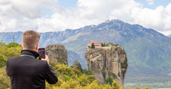 Athens to Meteora: Monasteries & Hidden Caves Bus Tour - Common Questions