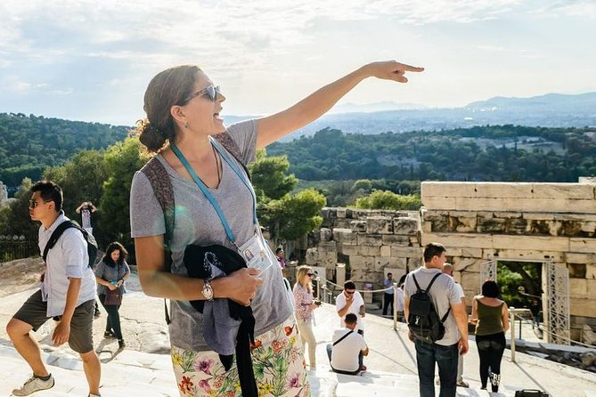 Athens Tour: Acropolis, Acropolis Museum, and Greek Lunch - Exploring the Acropolis