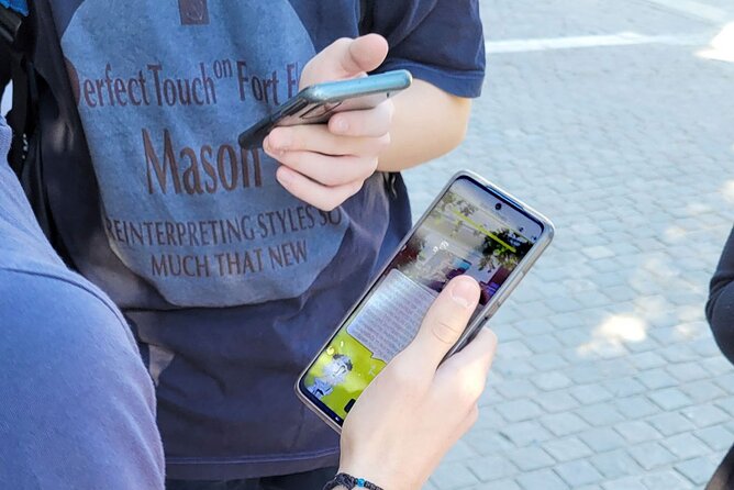 Athens Viewpoints Mythology Treasure Hunt With Food Stops - Overview and Inclusions