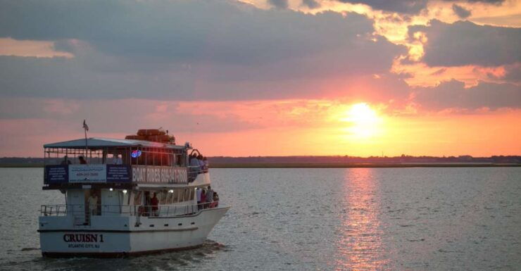 Atlantic City: Quiet Bay Cruise With Happy Hour Options - Important Information for Guests