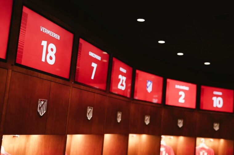 Atlético De Madrid: Guided Stadium Tour With Museum Entry - Tour Duration and Schedule