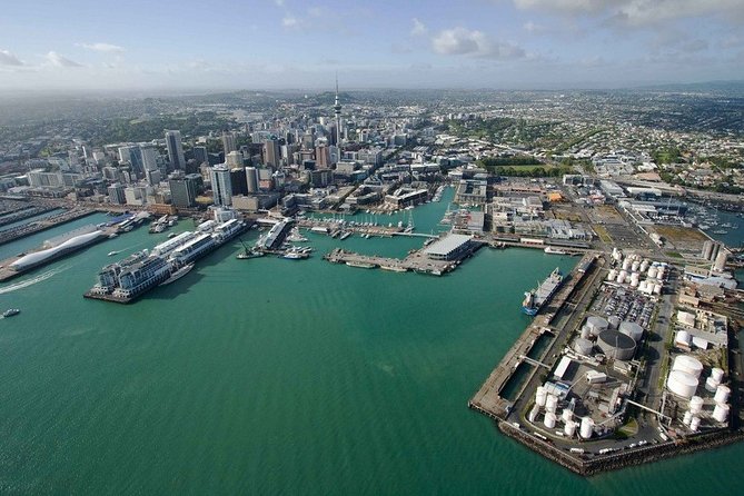Auckland Airport / CBD Luxury Passenger Transfers - Additional Information