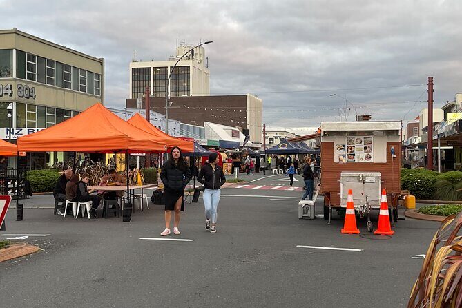 Auckland Airport Shuttle - Luxury Transfers (5 - 15 pax) - The Sum Up