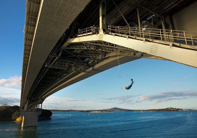Auckland Bridge Bungy Experience - What makes this jump worth considering