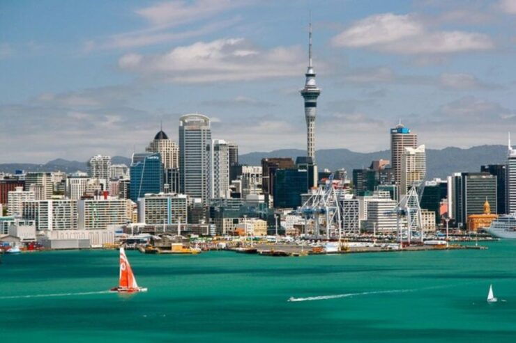 Auckland: Private Customizable Walking Tour With Local Guide - Activity Details