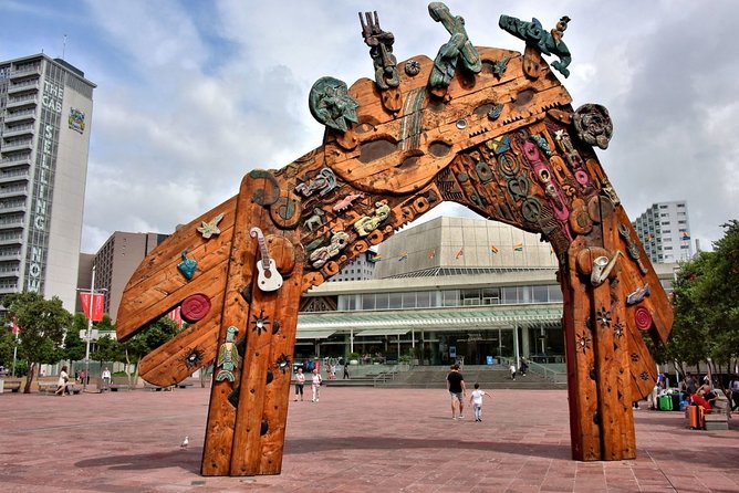 Auckland Scavenger Hunt: Reasons To Love Auckland - Thriving Food and Drink Scene