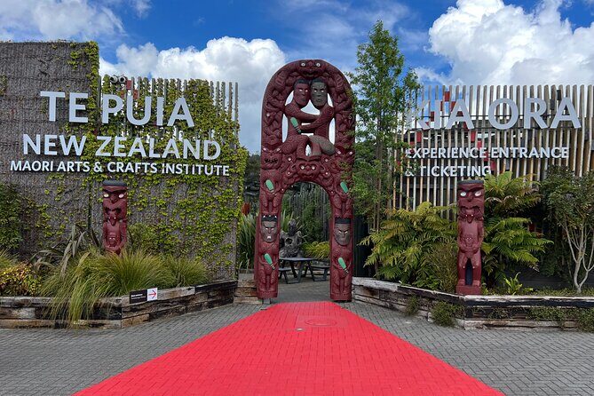 Auckland: TE PUIA Rotorua, Polynesian Spa & Blue Springs Day Tour - Good To Know
