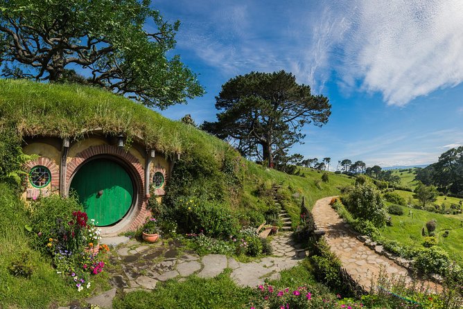 Auckland to Hobbiton Movie Set Private Tour - Pricing