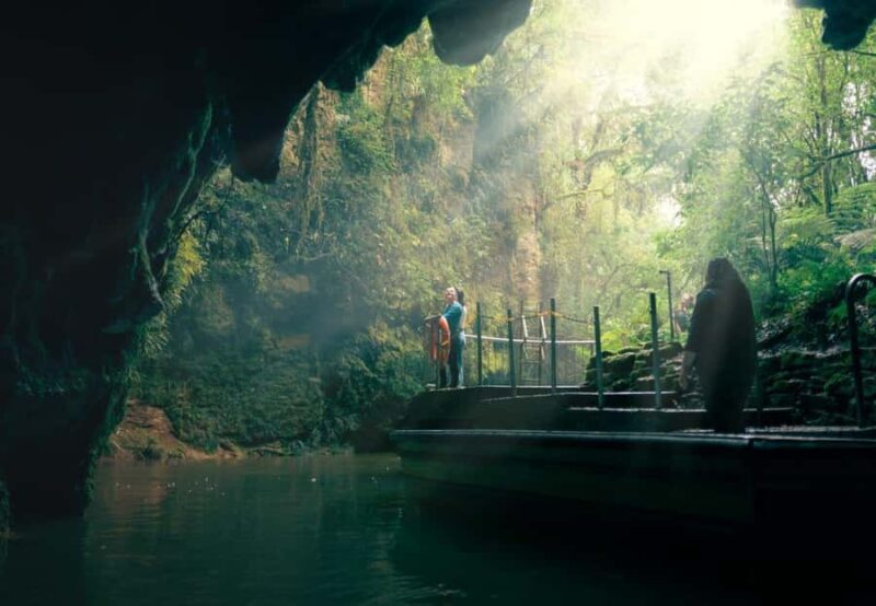 Auckland: Waitomo Caves & Rotorua - Te Puia Small-Group Tour - Good To Know