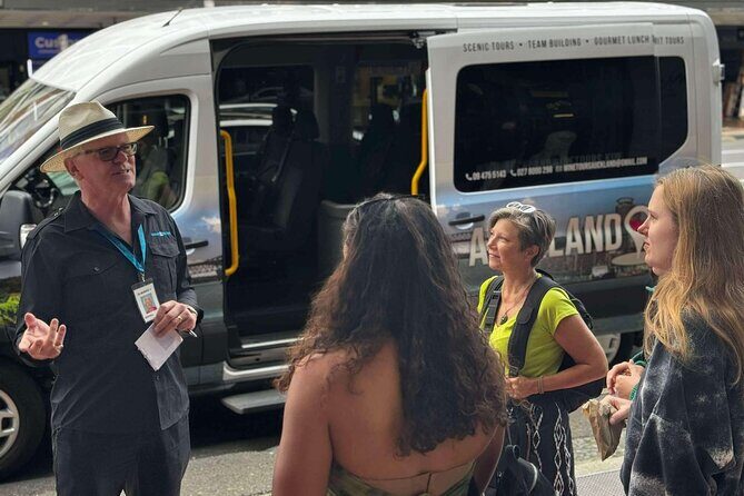 Auckland West Vineyard Tour with lunch and tastings incl - Good To Know