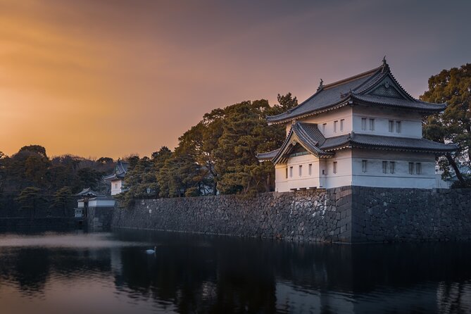 Audio Guide Tour of Tokyo Imperial Palace - Palace Grounds Highlights