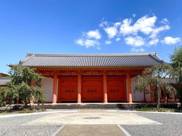 Audio Guide Tour Sanjusangen-do & Chishaku-in - Common Questions