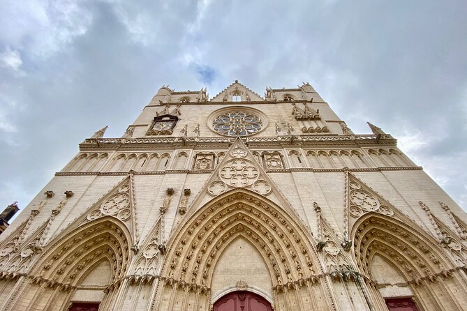 Audio-Guided Tour of Old Lyon - Exploring Old Lyons Renaissance Architecture