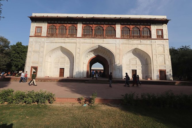 Audio Guided Tour Of Red Fort, Delhi on HopOn India App - Directions