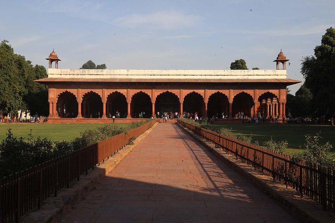 Audio Guided Tour Of Red Fort, Delhi on HopOn India App - Meeting Point