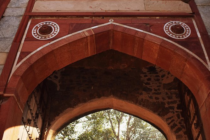 Audio Guided Walk of Humayuns Tomb & Nizammudin Basti, Delhi on HopOn India App - Cancellation Policy
