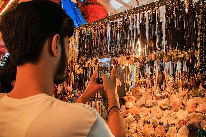 Audio Guided Walking Tour on HopOn India App – From Gateway to Fountain, Mumbai - End Point Details