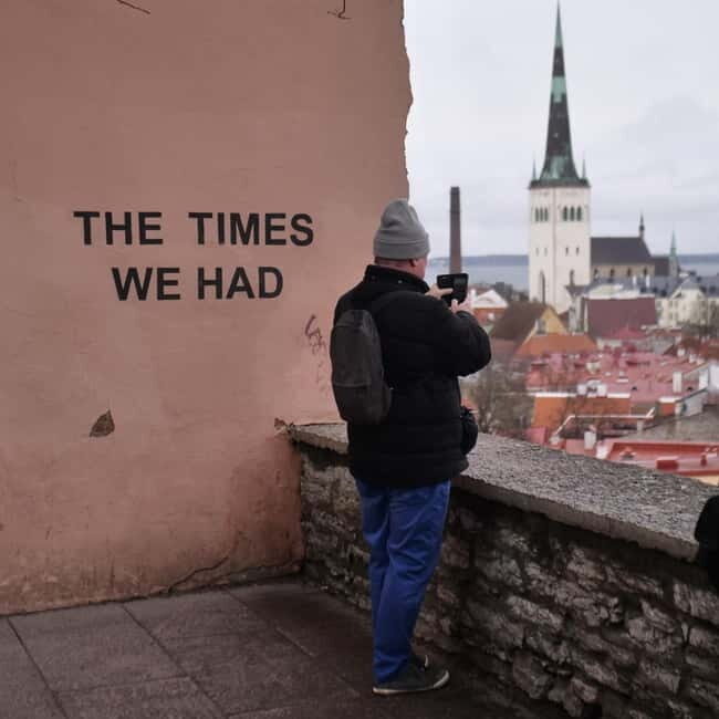 Audio Tour of the Toompea Hill (Cathedral Hill) in Tallinn - Views and Photo Opportunities