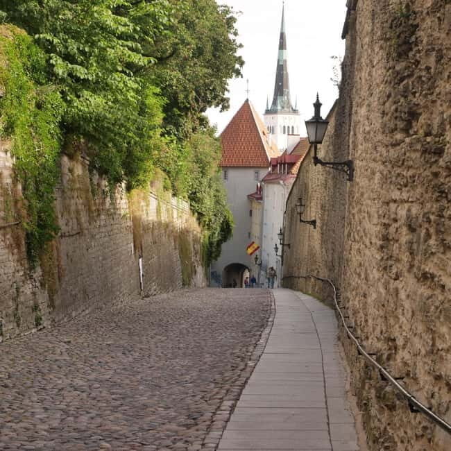 Audio Tour of the Toompea Hill (Cathedral Hill) in Tallinn - The Value for Your Money