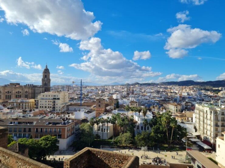 Audioguide City Walk Malaga for Cruises (German & English) - Tour Overview