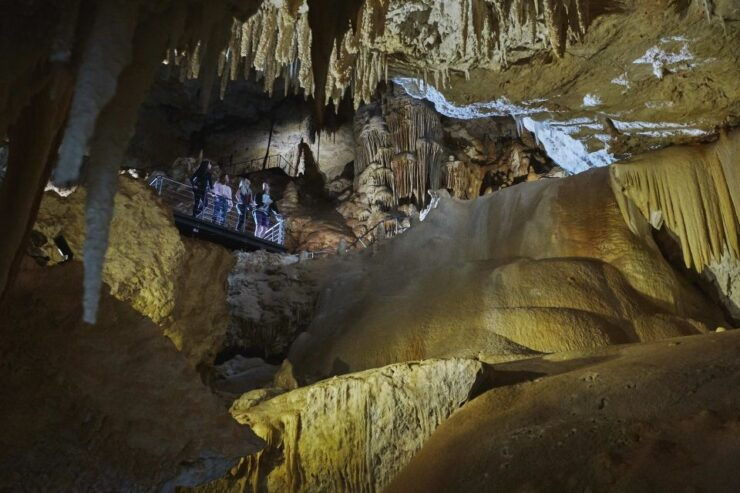 Augusta: Jewel Cave Fully-Guided Tour - Experience Highlights
