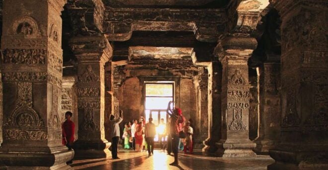 Aurangabad Ajanta and Ellora Caves Same Day Tour - Full Description
