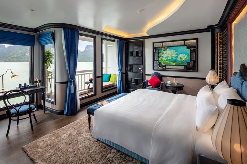 Aurora 2D1N Cruise: Ha Long Bay & Lan Ha Bay Tour - Cabins, meals, and what the fare covers