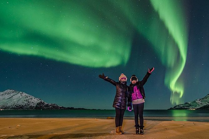Aurora Chase With Professional Photographers (Northern Lights) - Overview of Aurora Chase Experience
