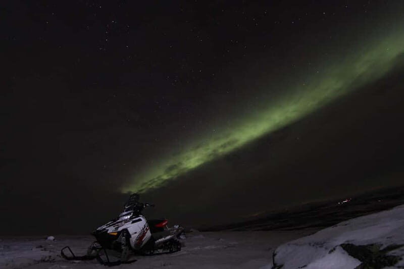 Aurora Hunt on Snowmobile - small groups - The Experience in Perspective