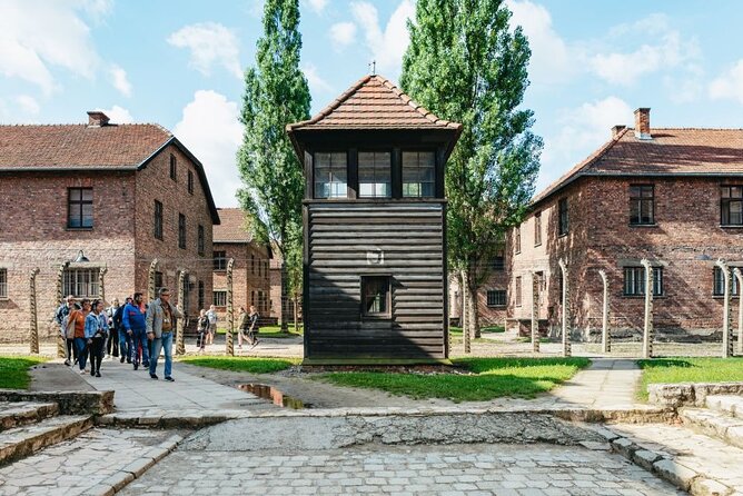 Auschwitz and Birkenau Guided Tour With Fast Track Tickets - Good To Know