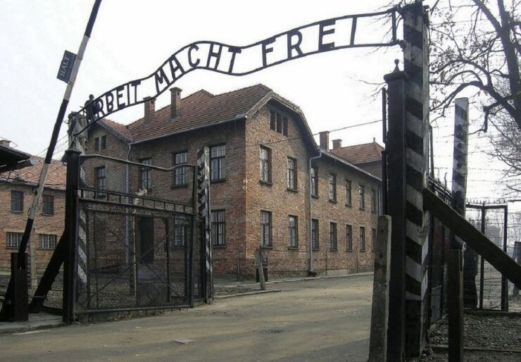 Auschwitz-Birkenau and Krakow Private Car Trip From Katowice - Activity Details