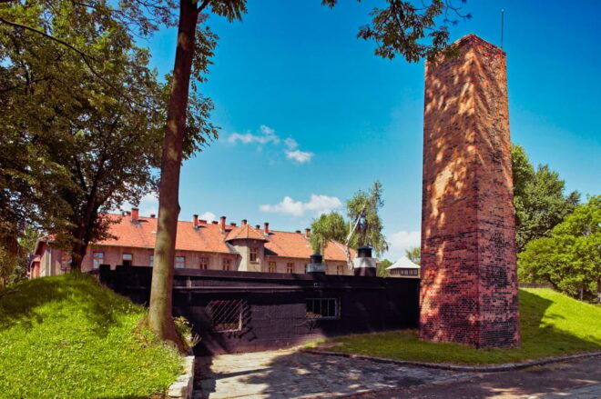 Auschwitz-Birkenau: Guided Tour With Fast Track Ticket - Included in the Tour