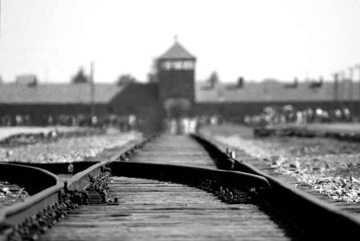 Auschwitz-Birkenau: Memorial Entry Ticket and Guided Tour - Tour Experience