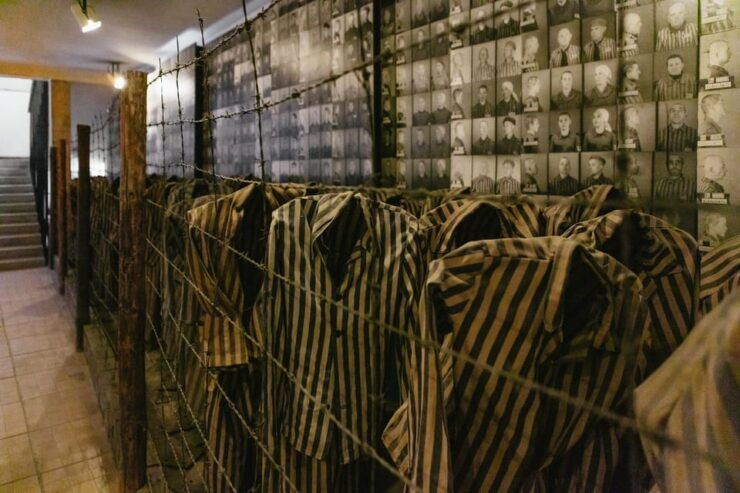 Auschwitz-Birkenau: Skip-the-Line Entry Ticket & Guided Tour - Experience Highlights