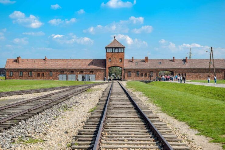 Auschwitz-Birkenau: Skip-the-Line Ticket and Guided Tour - Good To Know