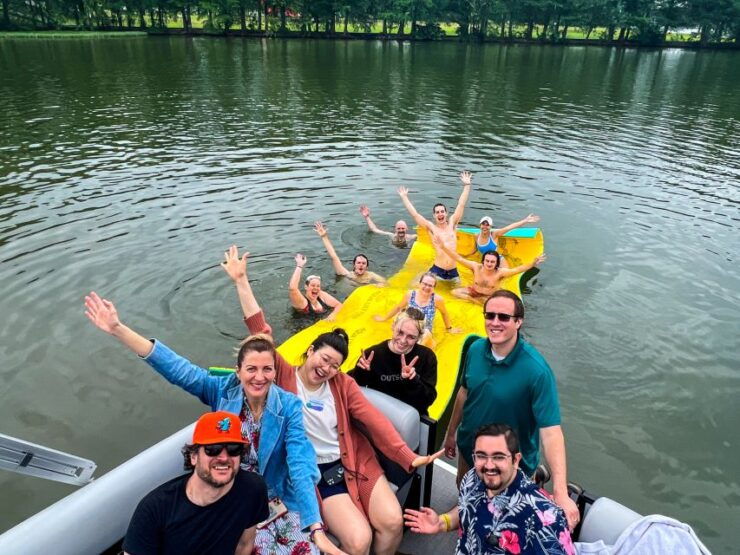 Austin: Lake Austin Private Boat Cruise - Full Sun Shading - Activity Highlights on Lake Austin