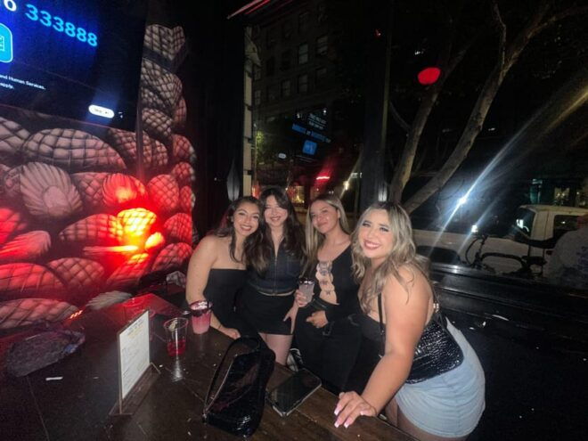 Austin Rainey Street Bar Crawl | The Epic Group - Inclusions