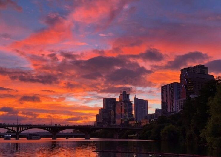 Austin: Sunset Bat Watching Kayak Tour - Activity Details